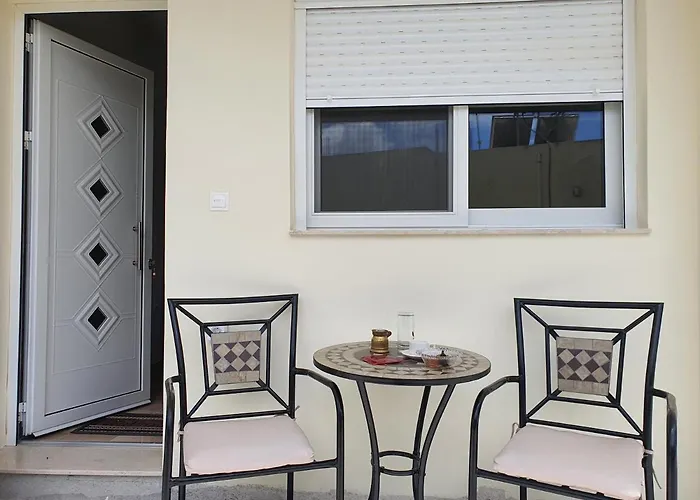 Perama View דירה